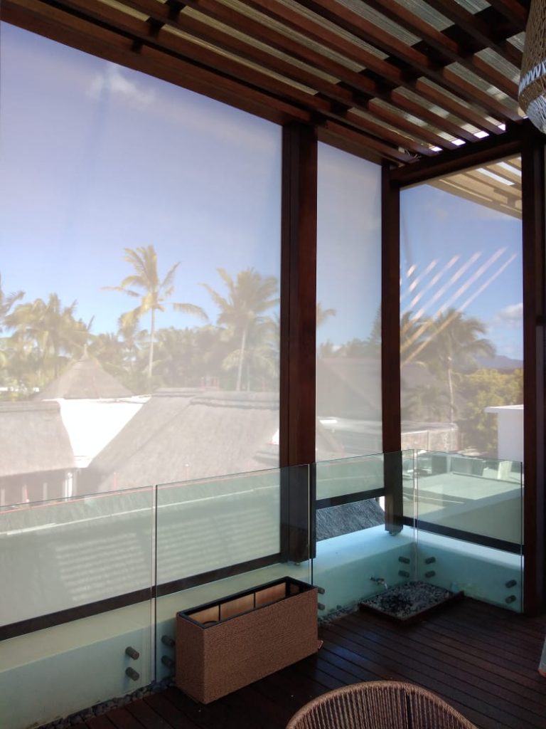 ZIP-SCREEN-4-1-768x1024